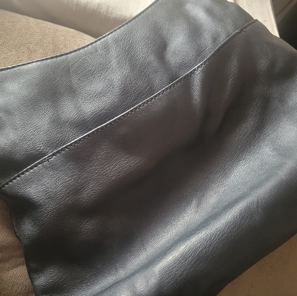 Vera Wang - Picture 11 of 16